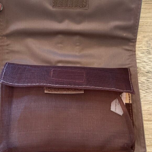 NEW Molton Brown London British Airways 10 small travel case make up case pouch - Picture 4 of 5